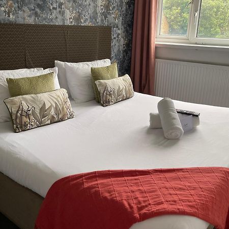 Ferienwohnung R1 Superking Sized Bed & 65" Tv On The Wall In Clapham London Exterior foto