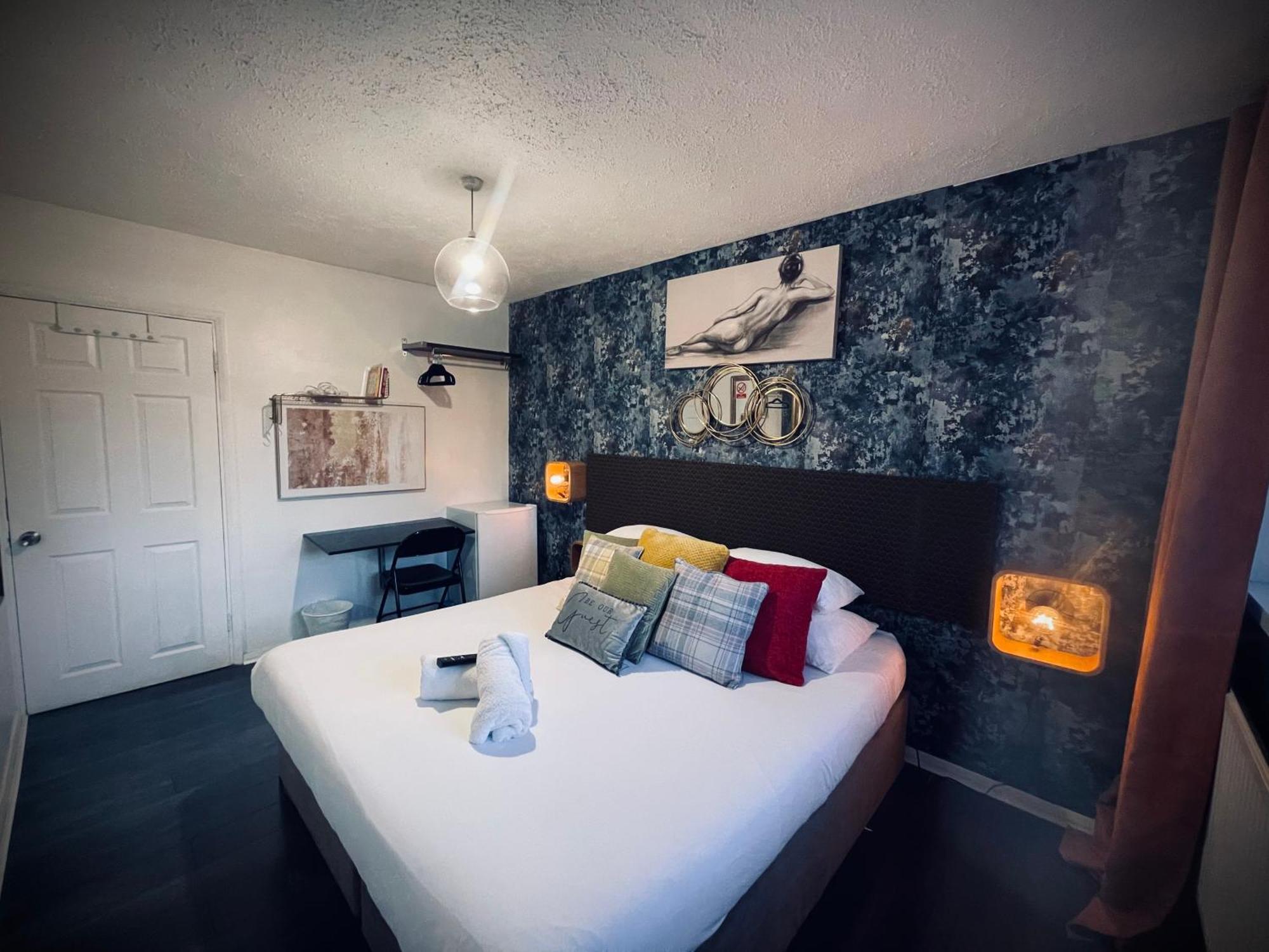 Ferienwohnung R1 Superking Sized Bed & 65" Tv On The Wall In Clapham London Exterior foto