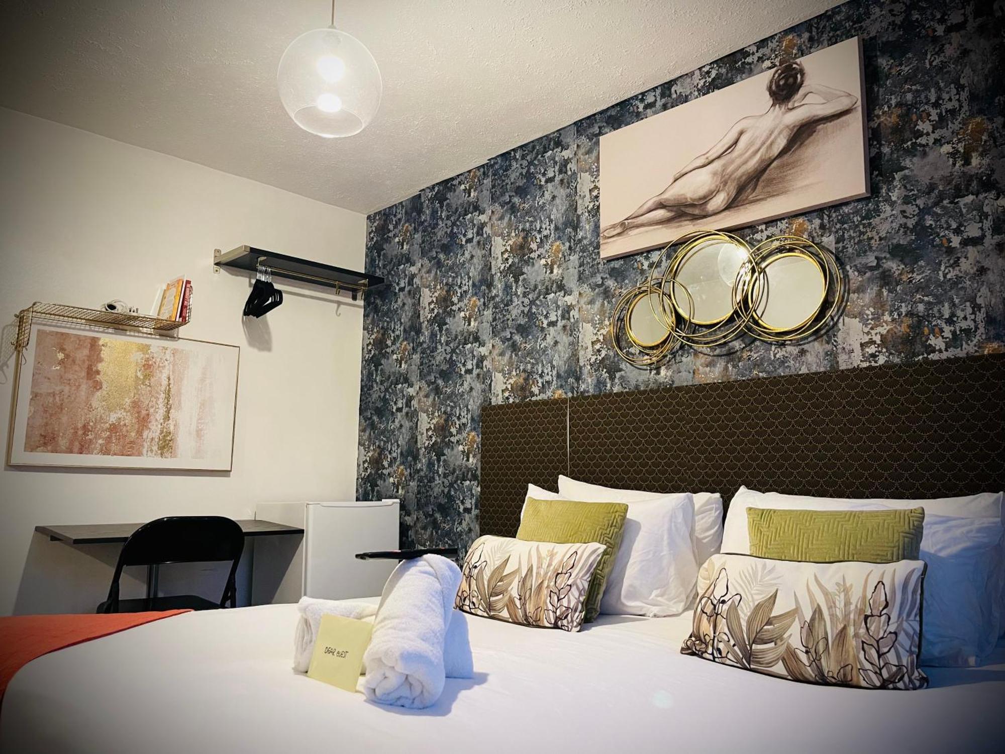 Ferienwohnung R1 Superking Sized Bed & 65" Tv On The Wall In Clapham London Exterior foto