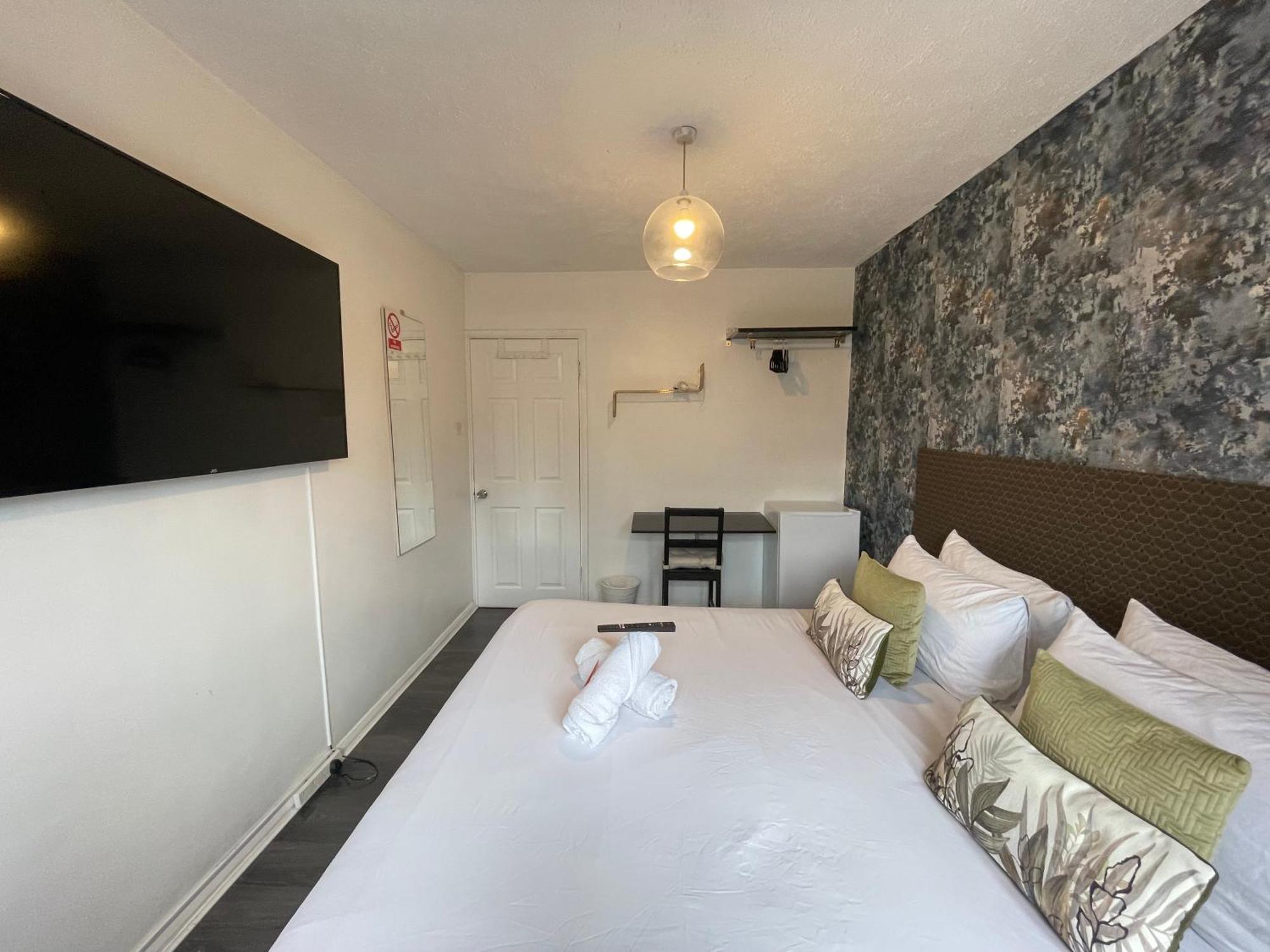 Ferienwohnung R1 Superking Sized Bed & 65" Tv On The Wall In Clapham London Exterior foto